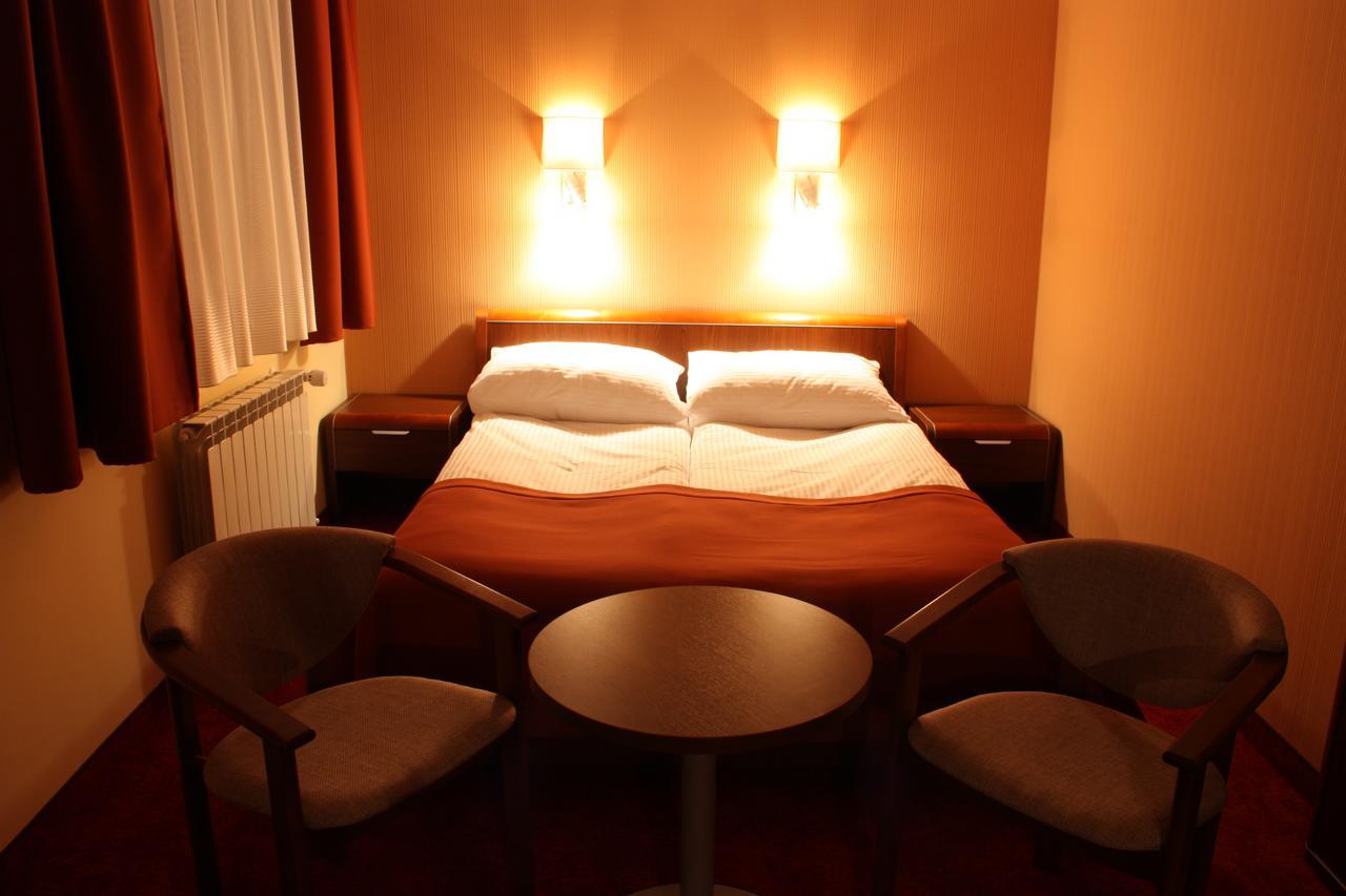 Impresja Motel Borek Wielkopolski Oda fotoğraf